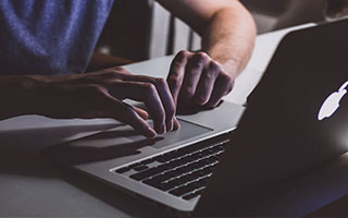 九游vip-赛车工程师揭秘：调校技巧让速度更上一层楼，赛车工作