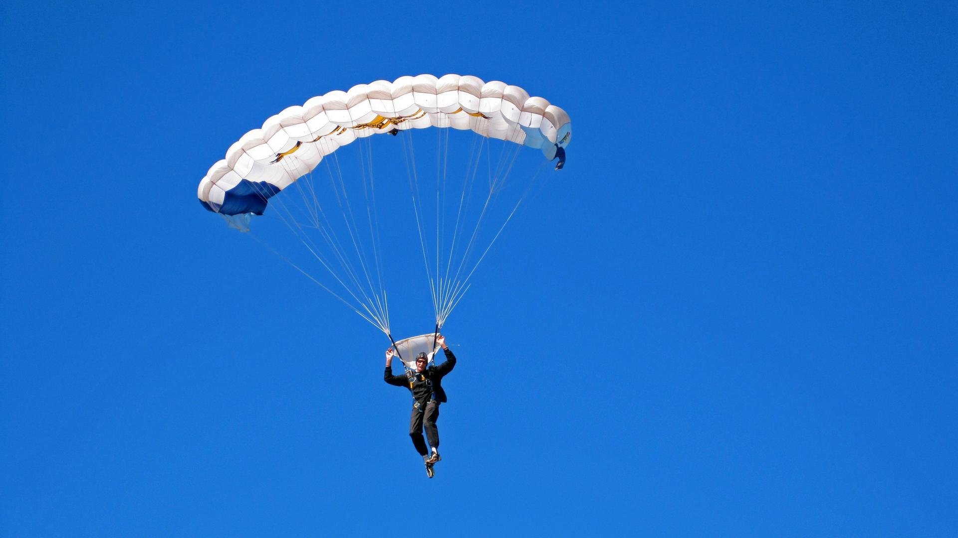 九游（jiuyou.com）游戏-乌干达男篮在非洲预赛中持续奋战，争取历届最佳成绩，乌干达国家男子足球队